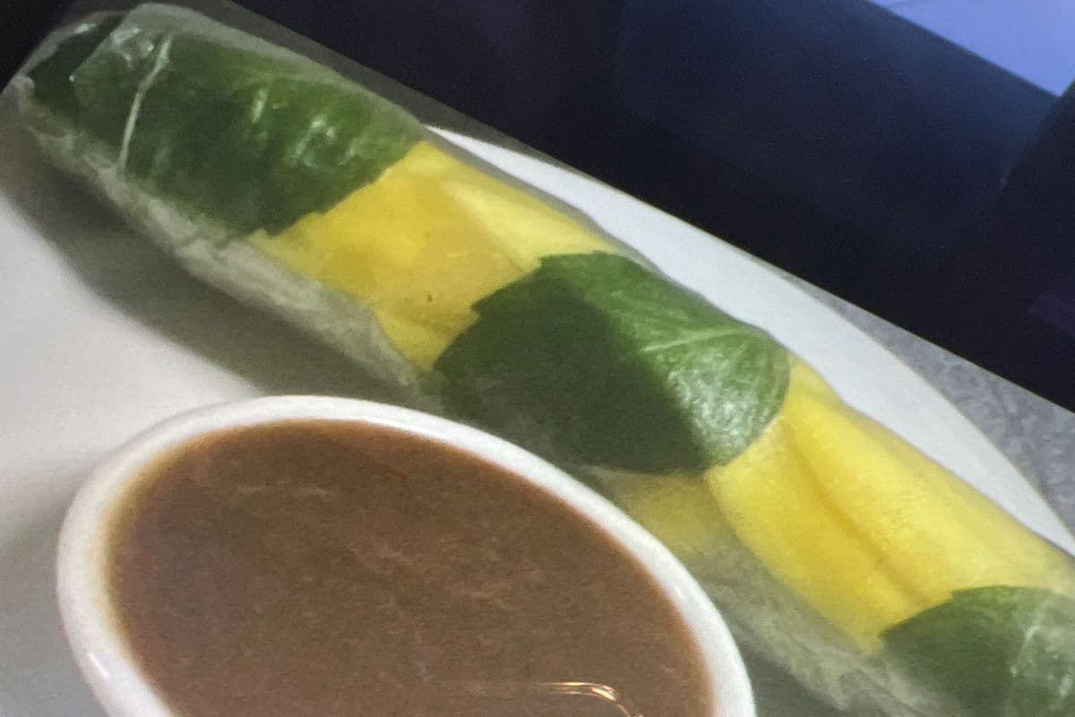 31. Vegetarian Mango Basil Salad Roll