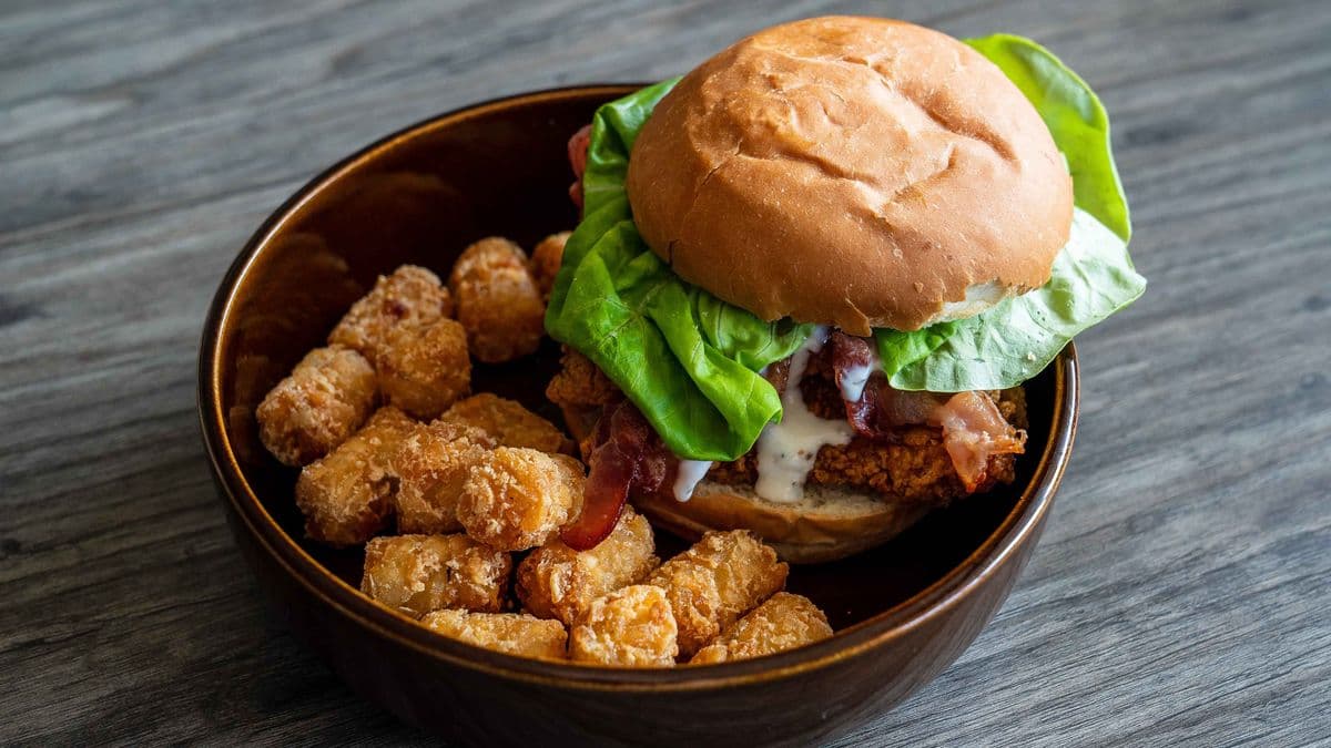 Classic Bacon Ranch Chicken Burger