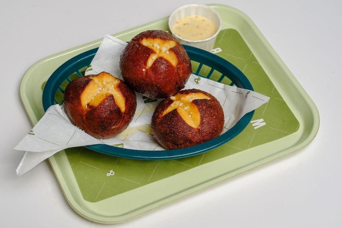 Pretzel Buns