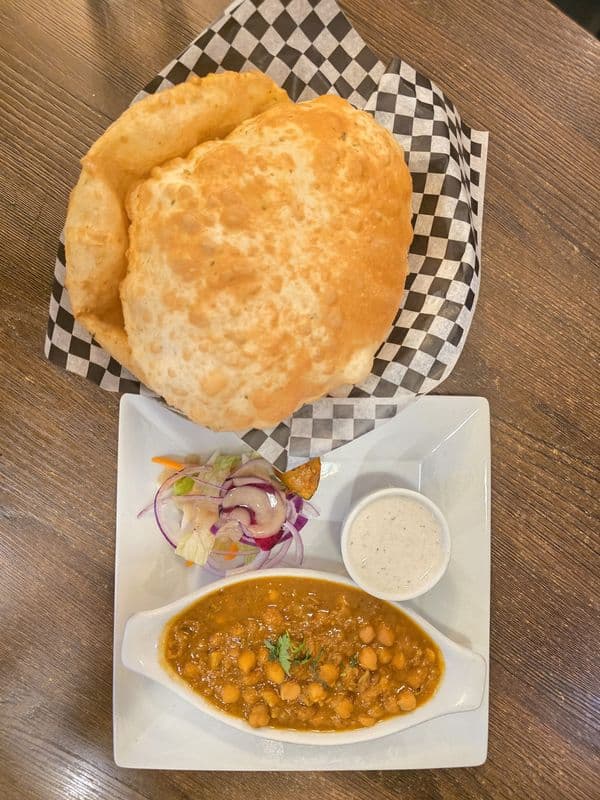Chana Bhatura