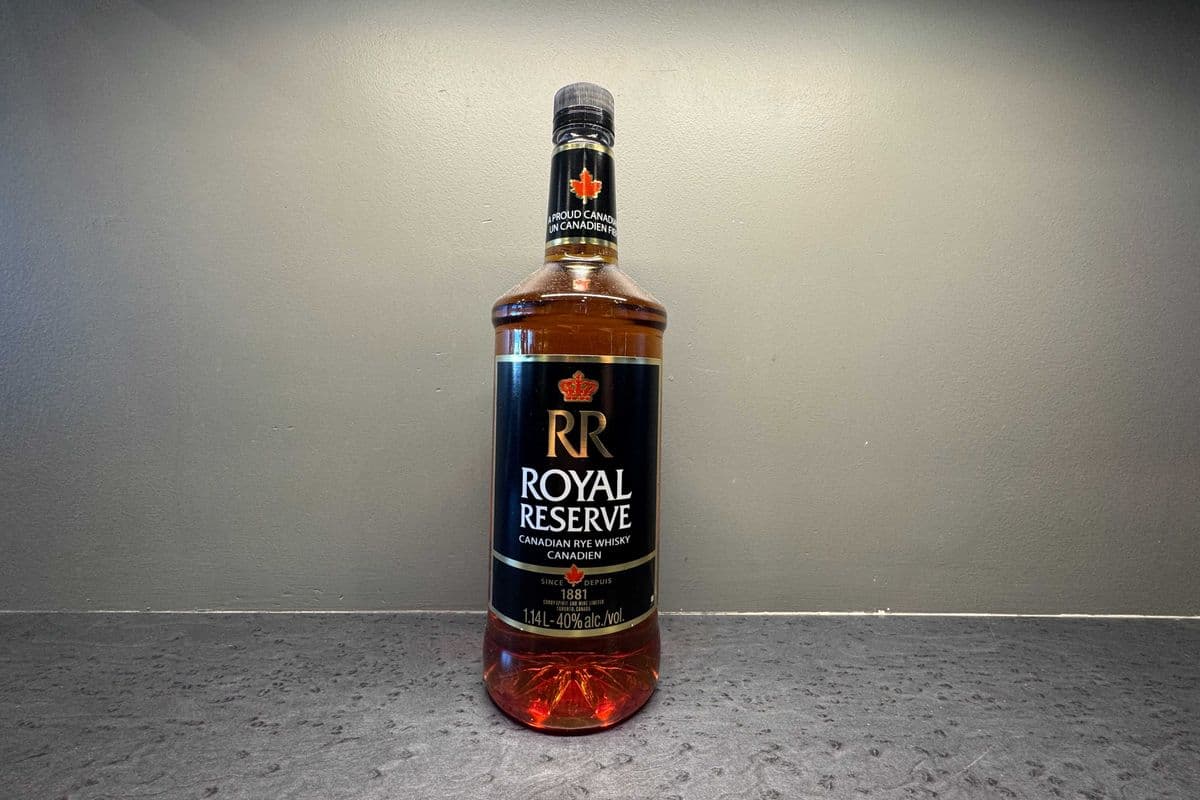 Royal Reserve Canadian Whisky (1 x 1.14L)