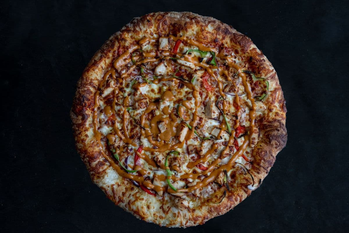 12" Medium Chipotle Chicken Pizza