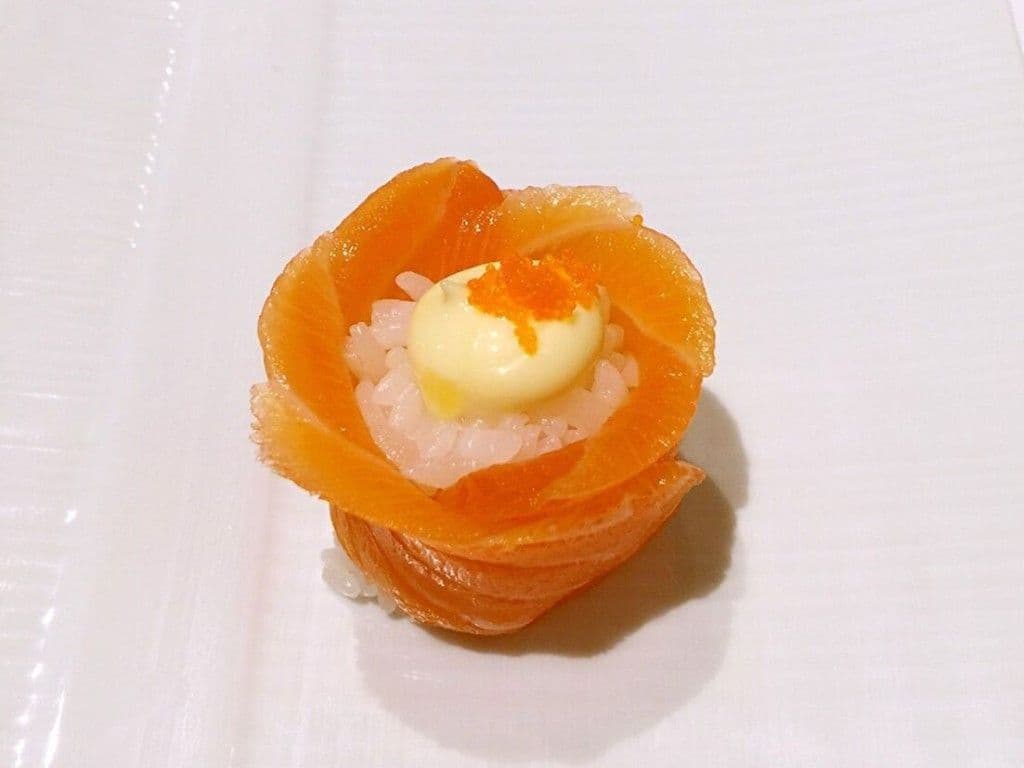 Salmon Rose (4pcs)