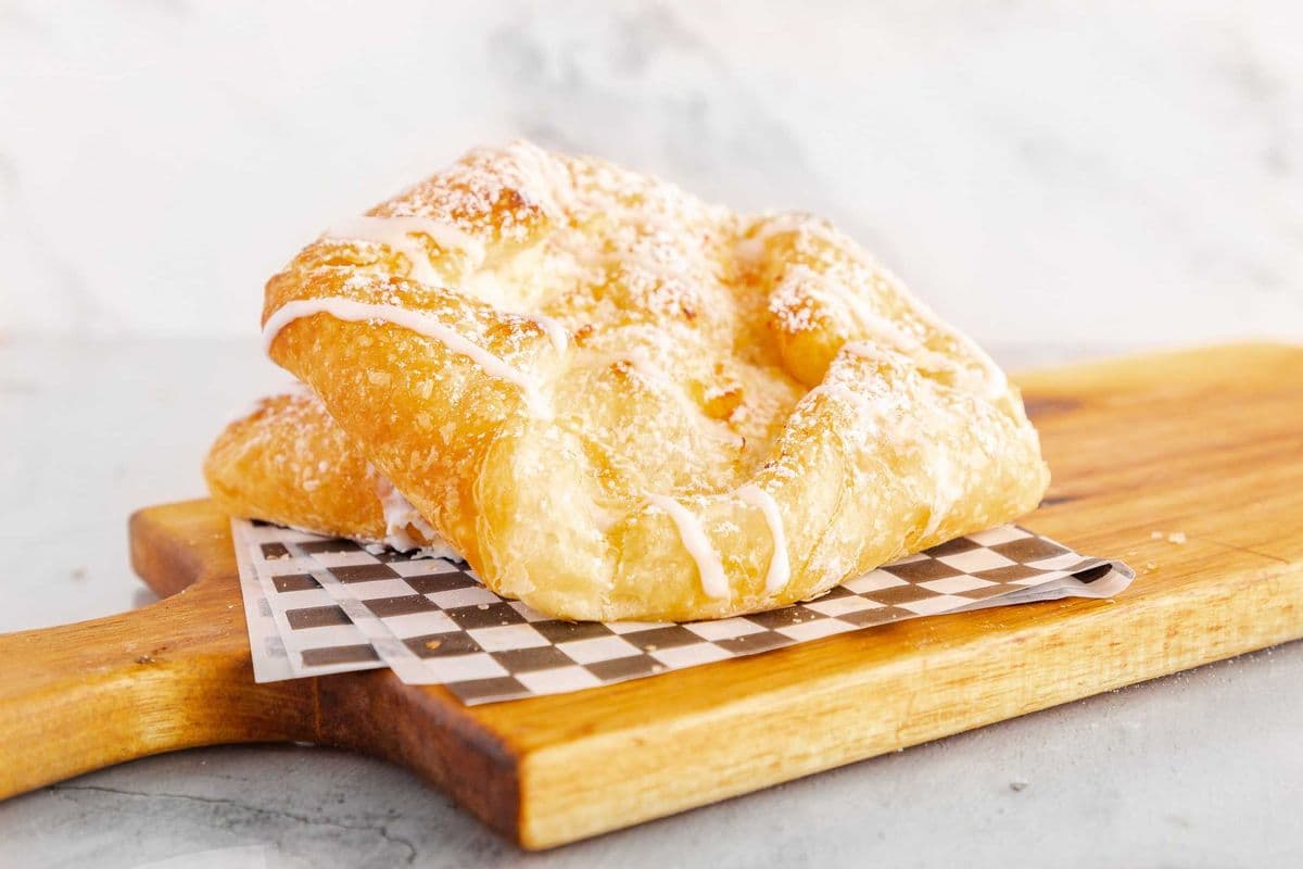 Ricotta Danish (5" x 5")