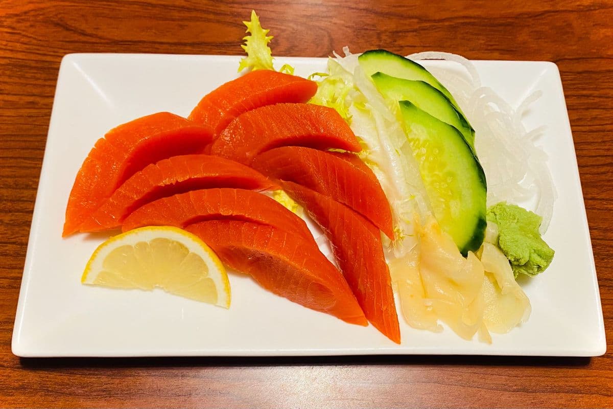 Wild Sockeye Salmon Sashimi (8 pcs)