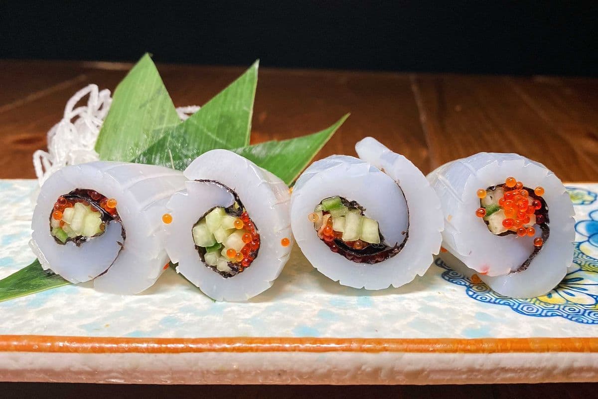 Squid (Sashimi 4 pcs)