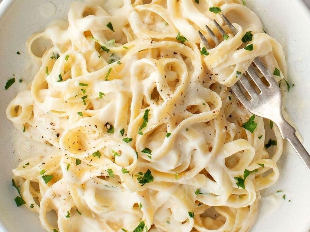 Alfredo Family Tray