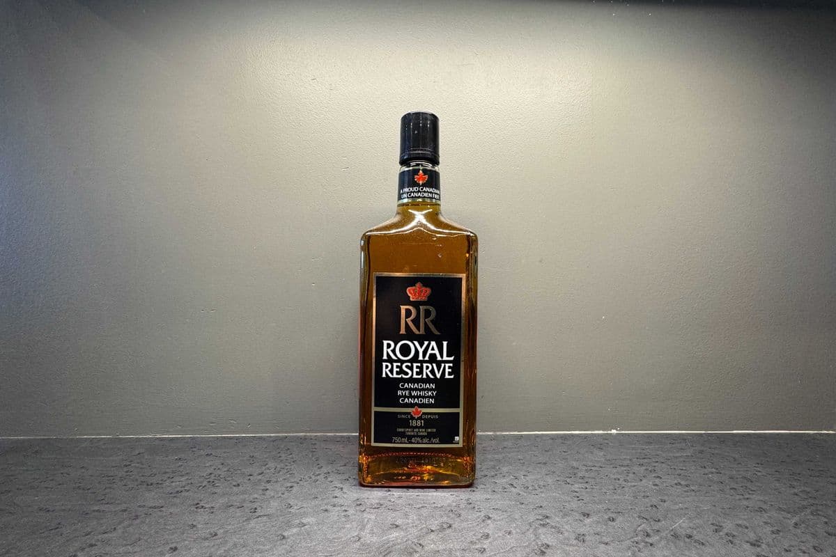 Royal Reserve Canadian Whisky 750ML BOTTLE (1 x 750 ml)