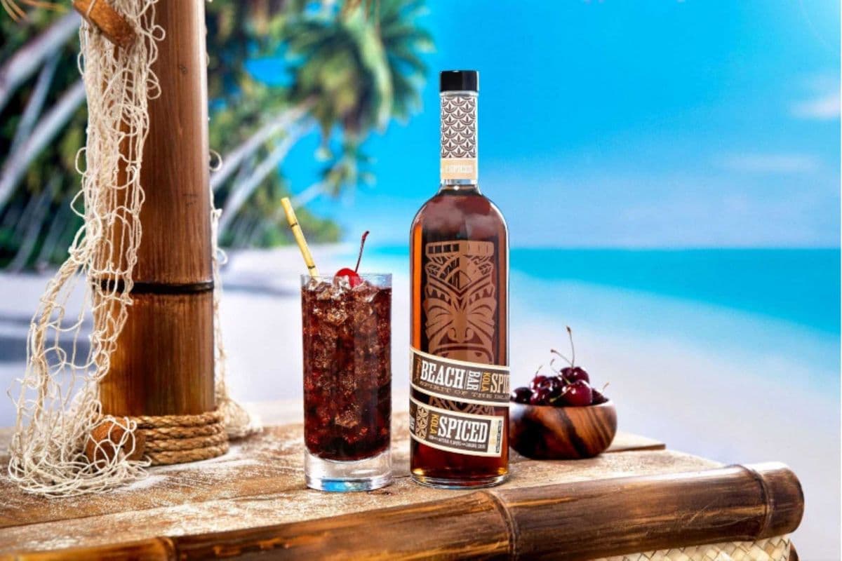 SAMMY'S BEACH BAR RUM KOLA SPICED (750ML) (1 x 750ML)