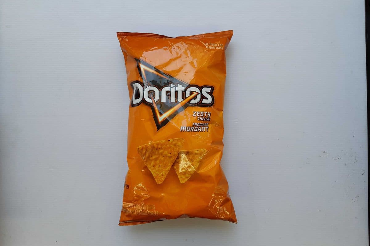 Doritos Zesty Cheese Tortilla Chips (235 g)
