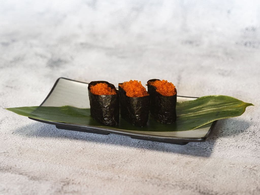 SU6 Tobiko Sushi (3pcs)