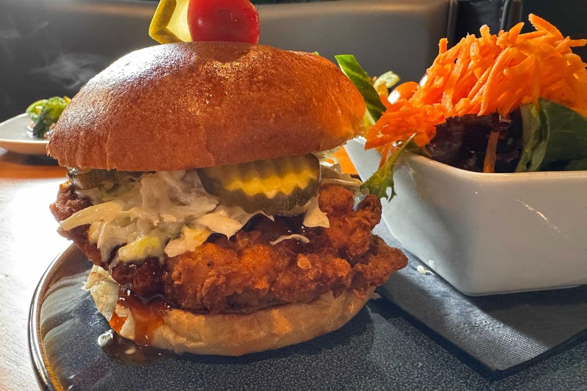 Southern Hot Chicken Burger