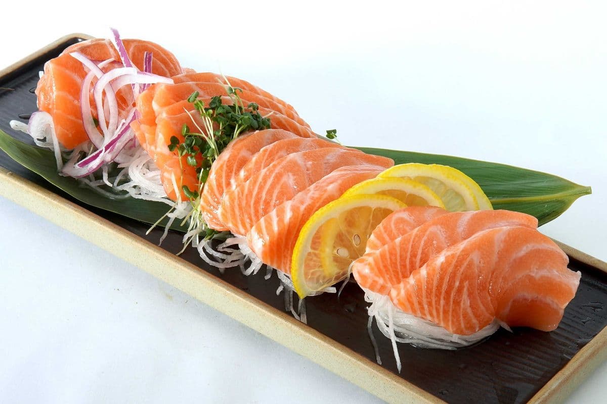 SALMON LOVER SASHIMI