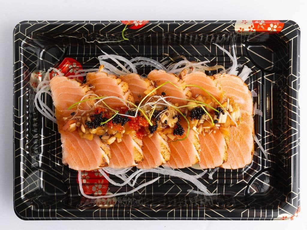 Salmon Tataki (6 pcs)