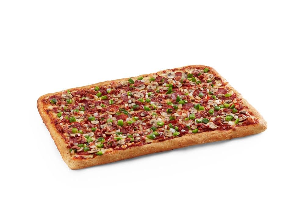 Titan Deluxe Pizza