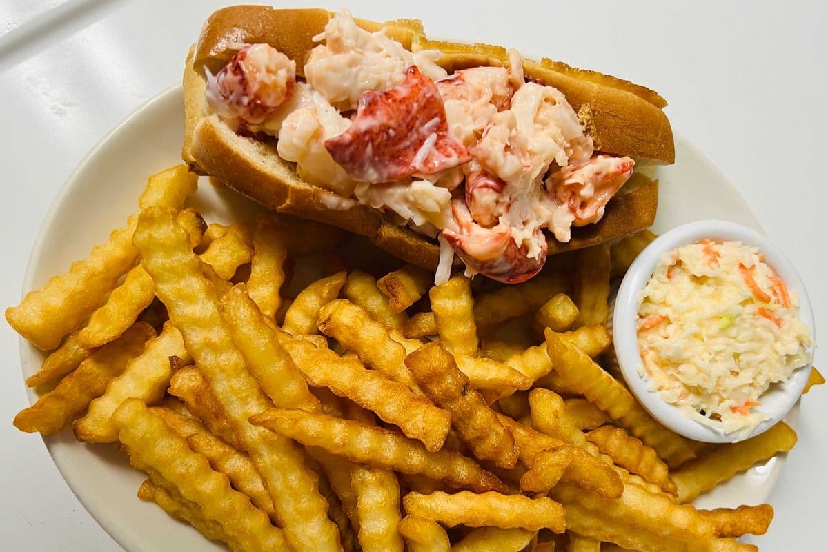 Lobster Roll Deluxe