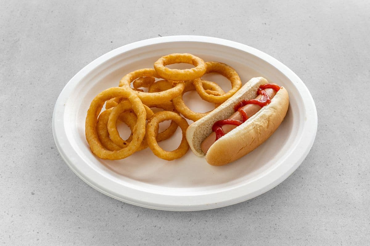 Trio 16: 1 Hotdog + onion ring +drink
