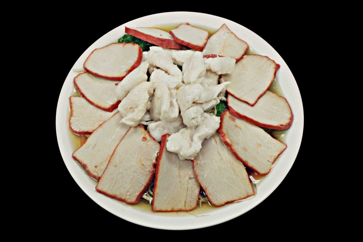 19. BBQ Pork, Chicken, and Wonton Vegetable Noodle Soup