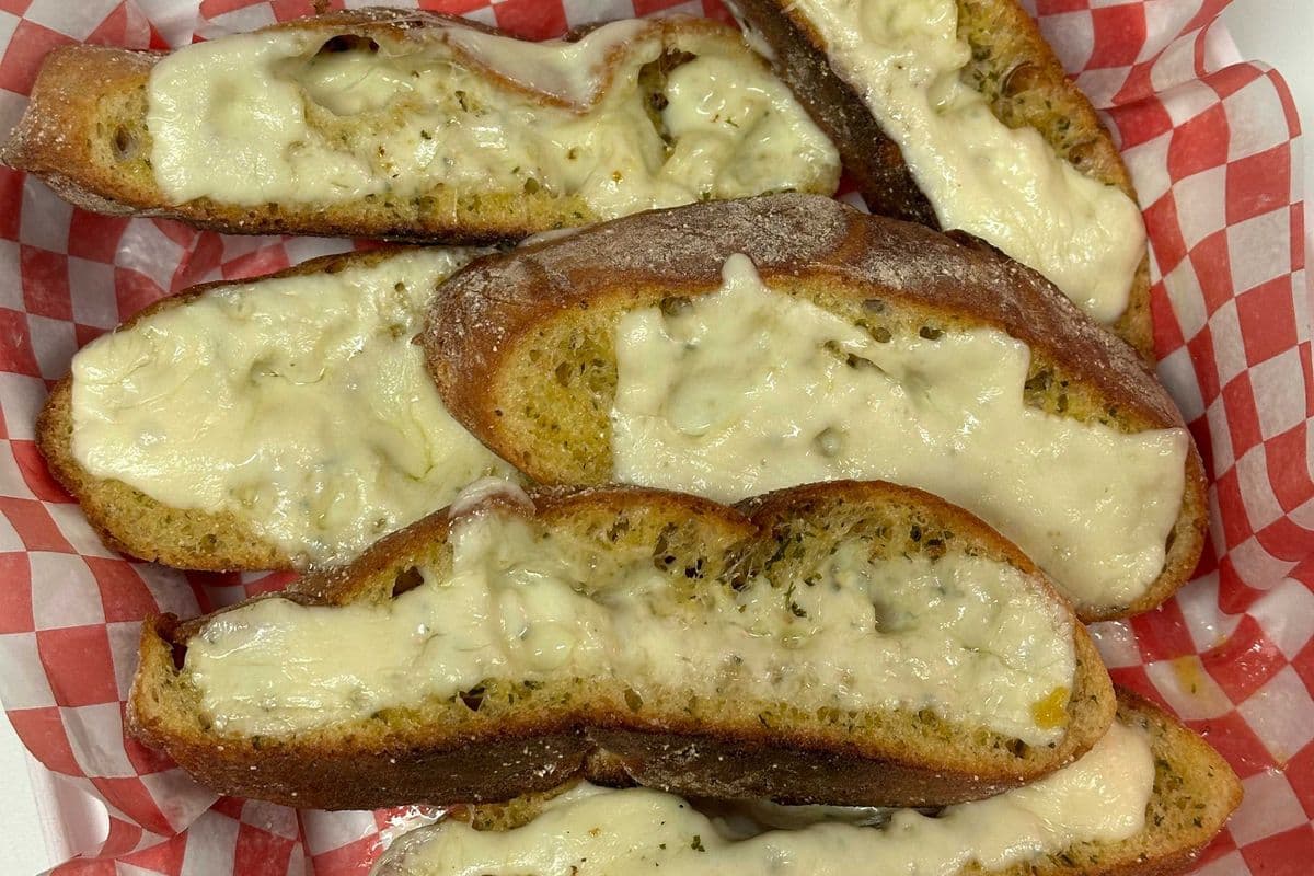 Garlic Bread with Cheese