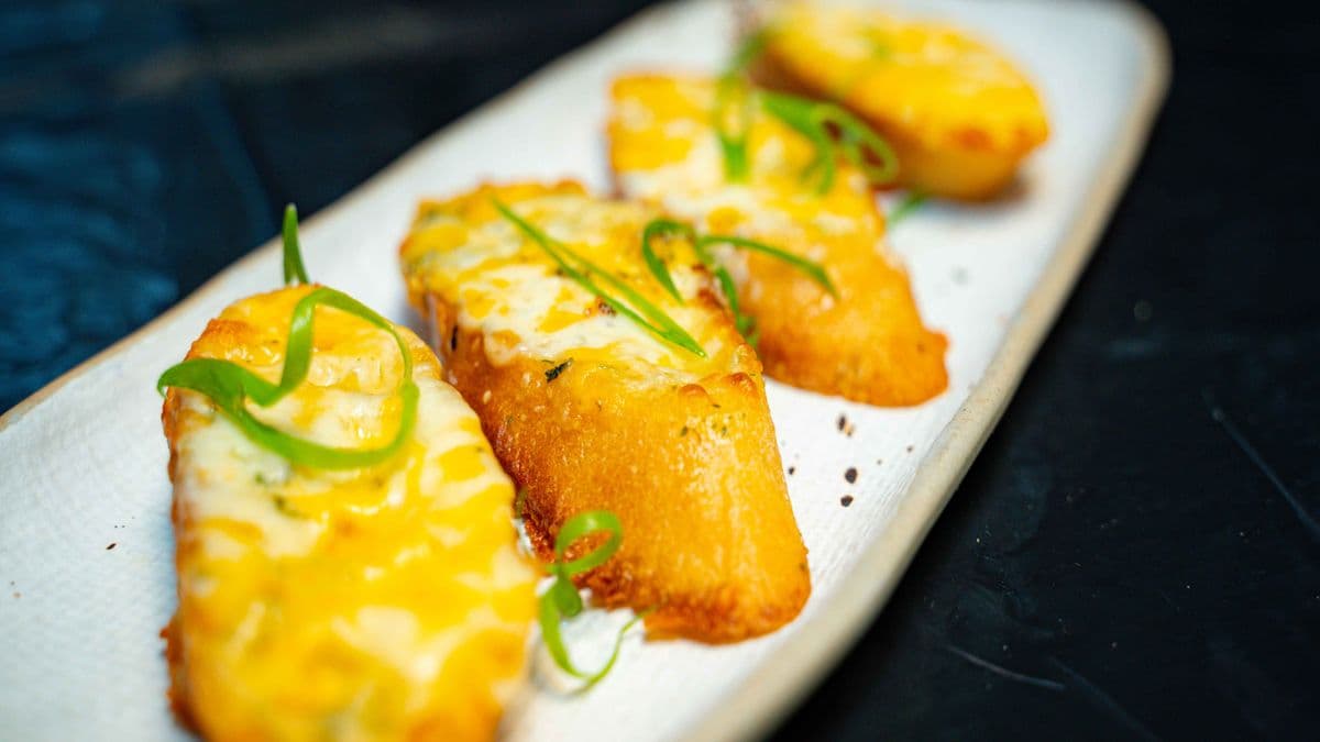 Garlic Bread Cheese