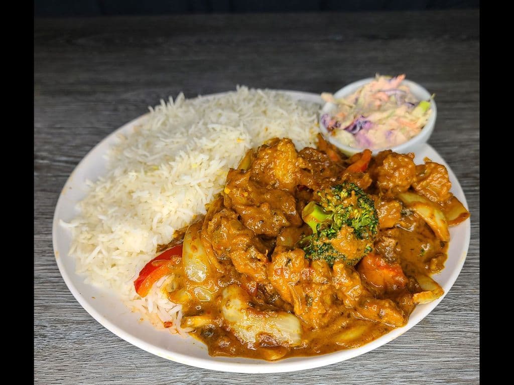 Butter chicken W/Leg and White Rice