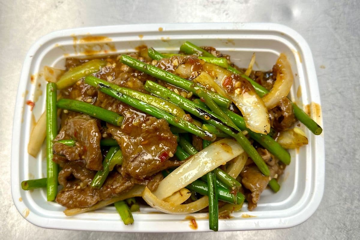 B7. Boeuf avec sauce XO / Beef with XO Sauce