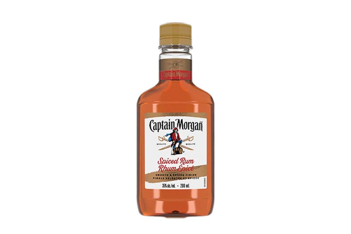 Captain Morgan Spiced Rum (1 x 200 ml Bottle)