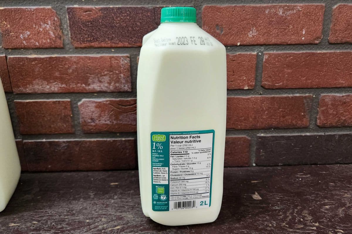 Island Farms 1% 2L Jug