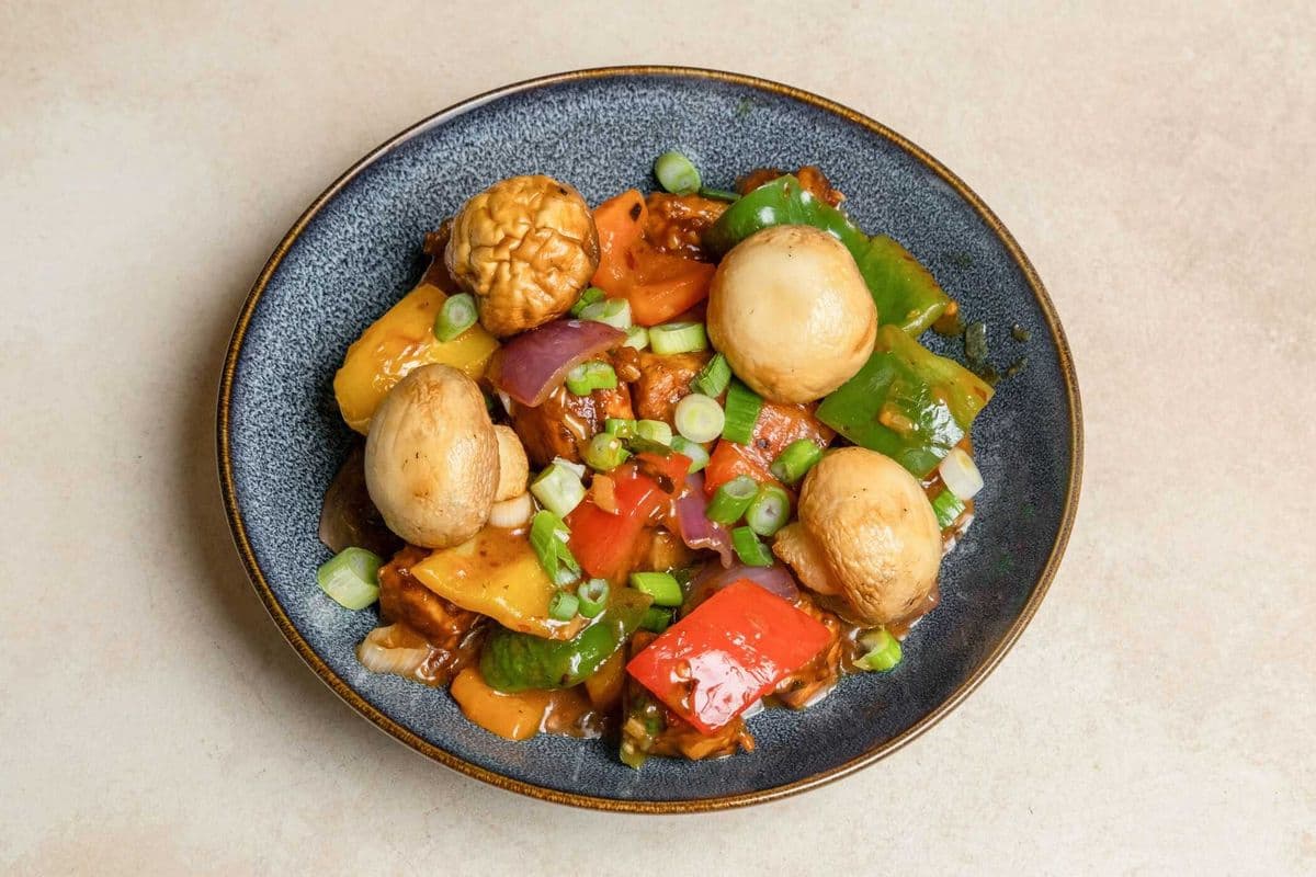 Chilli Chicken/Paneer/Mushroom