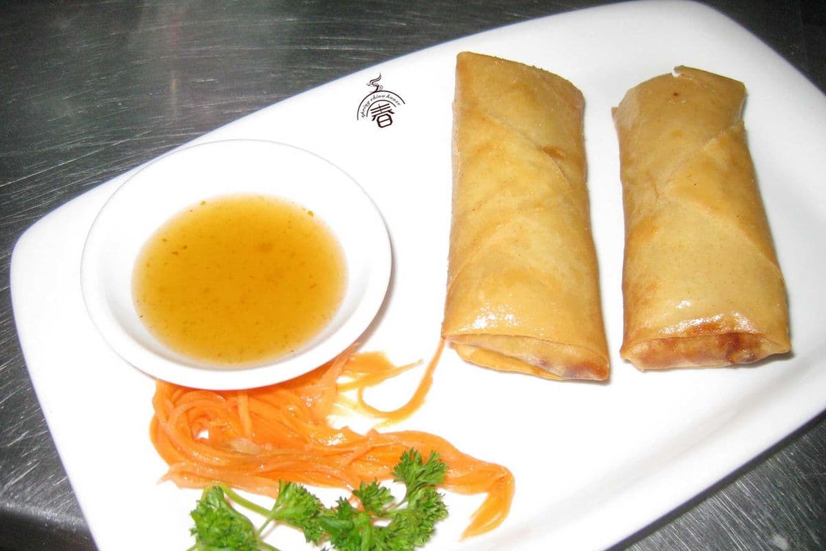 12. Spicy Szechuan Beef Roll (2 pcs)