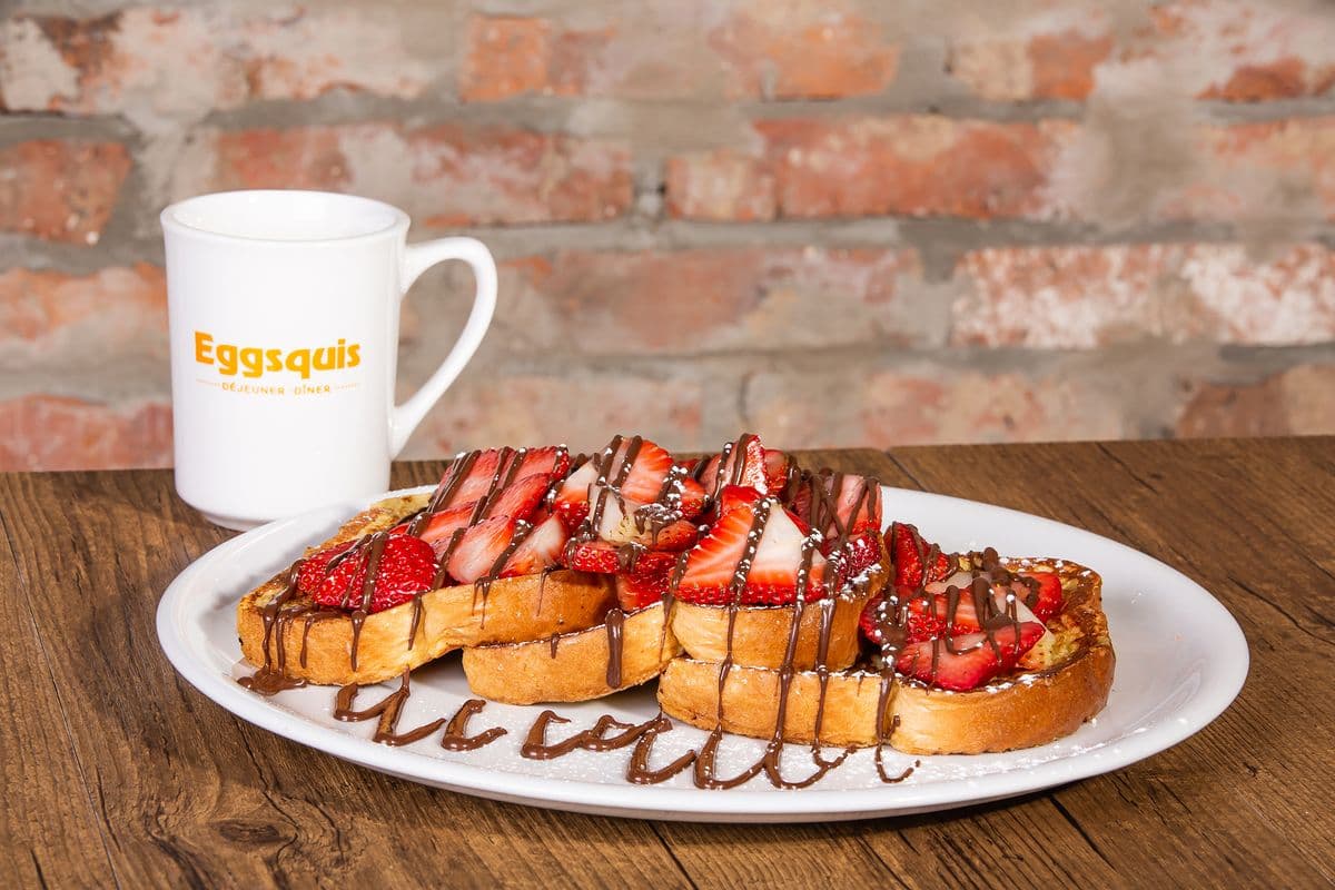 Pain doré Fraises et chocolat noisette / French toast with Strawberries and Hazelnut Chocolate