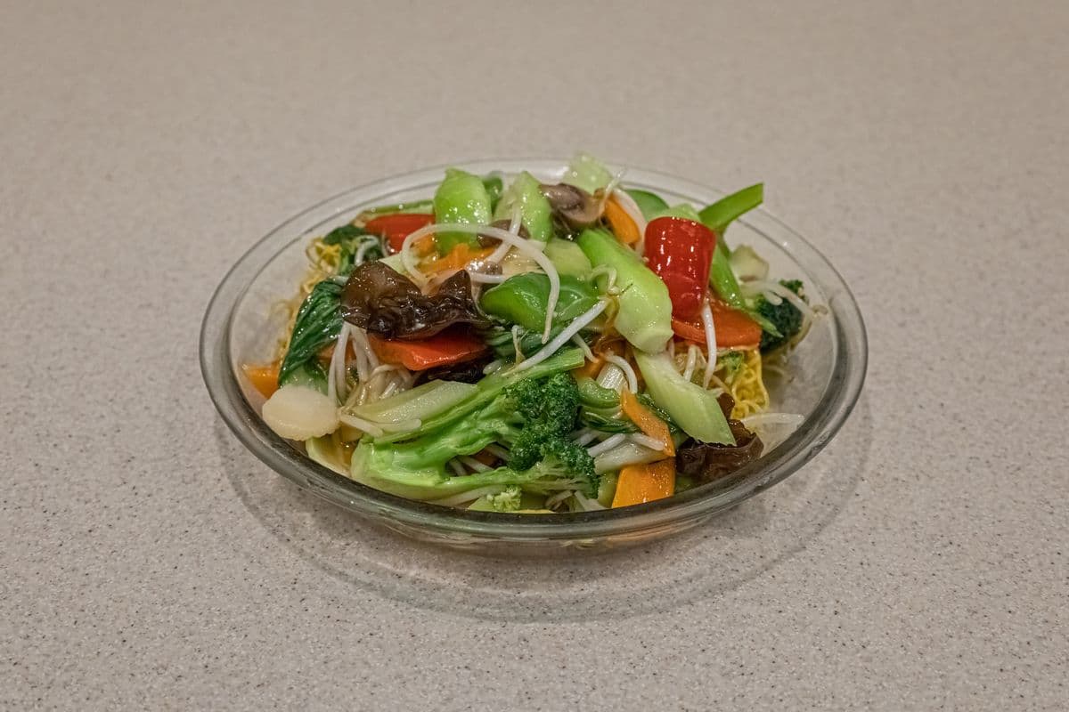 163. Mixed Vegetable Fried Noodle 什菜炒麵