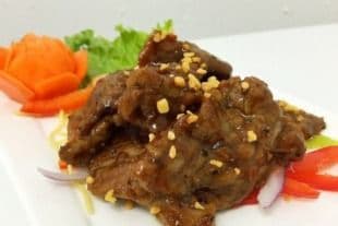 D20. Garlic Beef