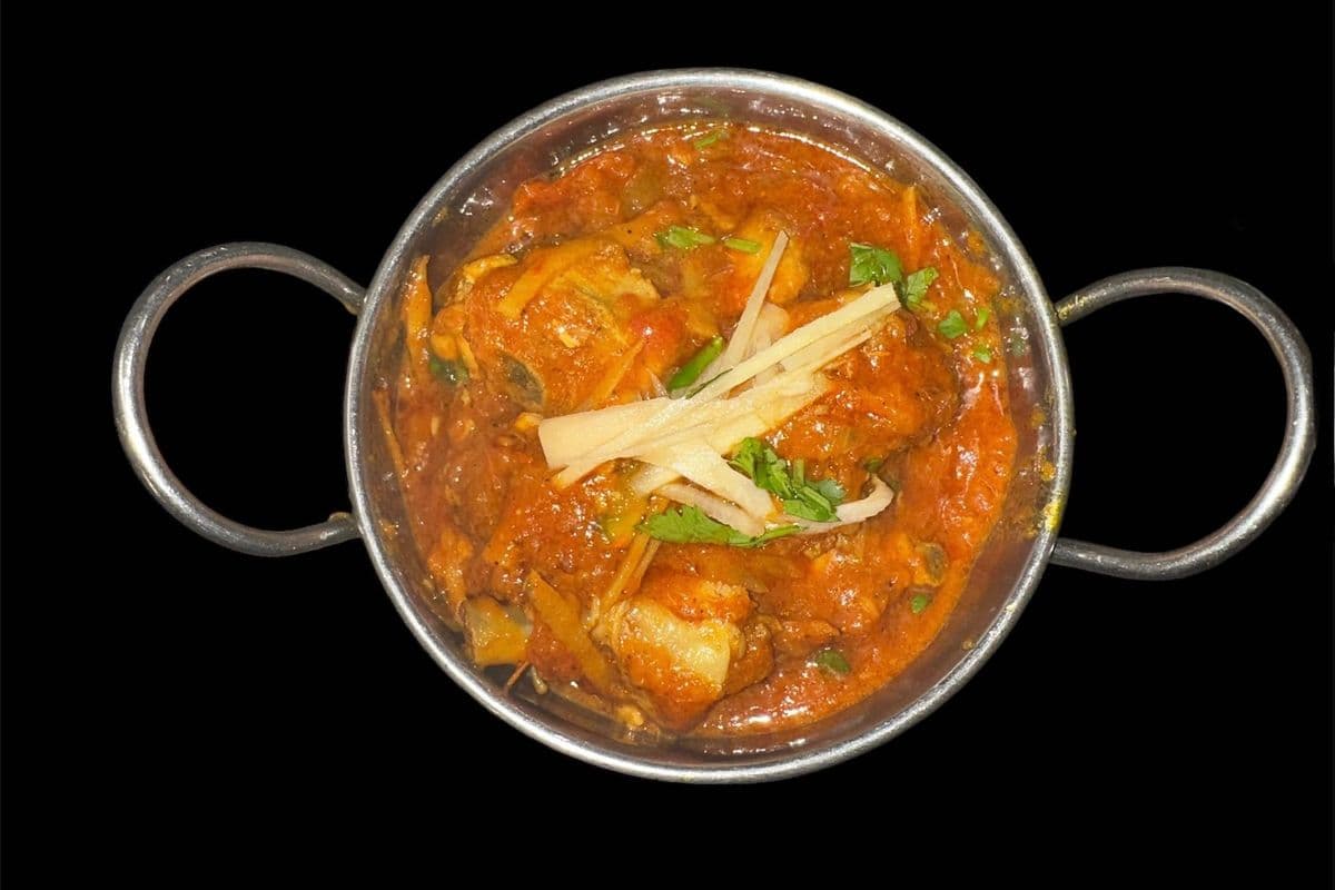 Poulet Karahi au gingembre / Chicken Ginger Karahi
