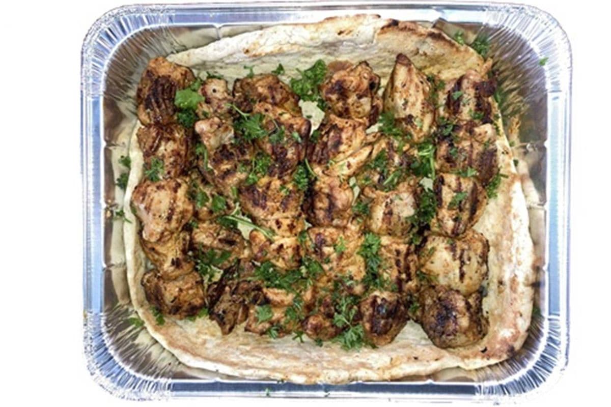 Chicken Leg kebab tray with 8 OZ Garlic Sauce