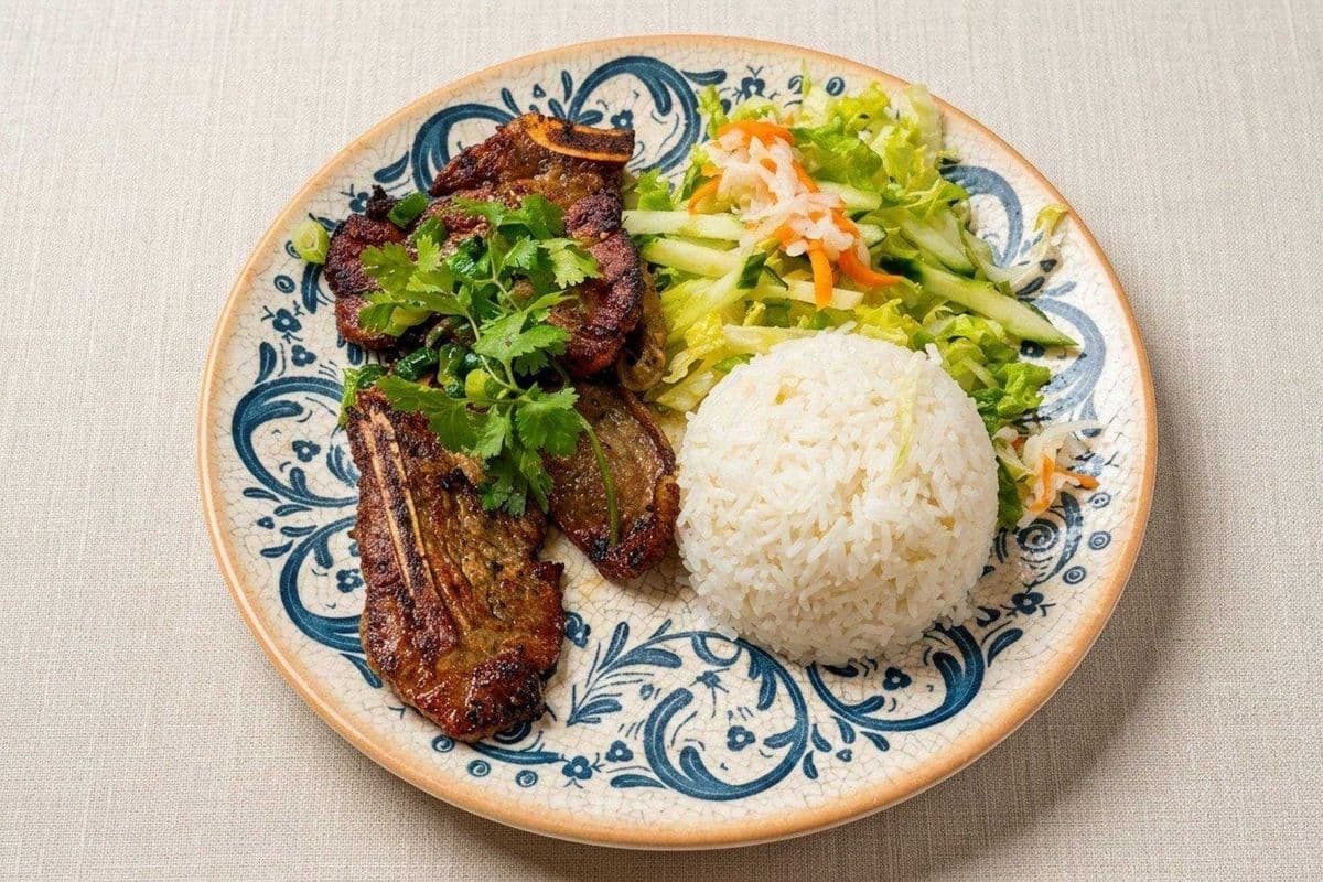 45. Com Suon Nuong