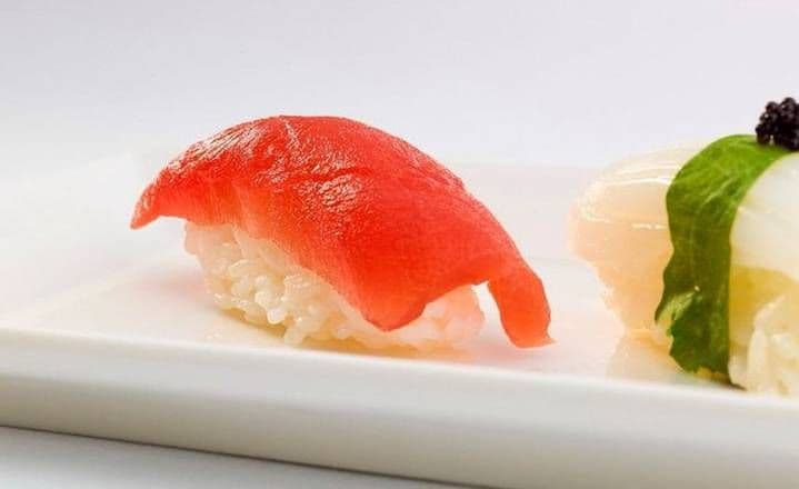 Red Tuna Sushi (2)
