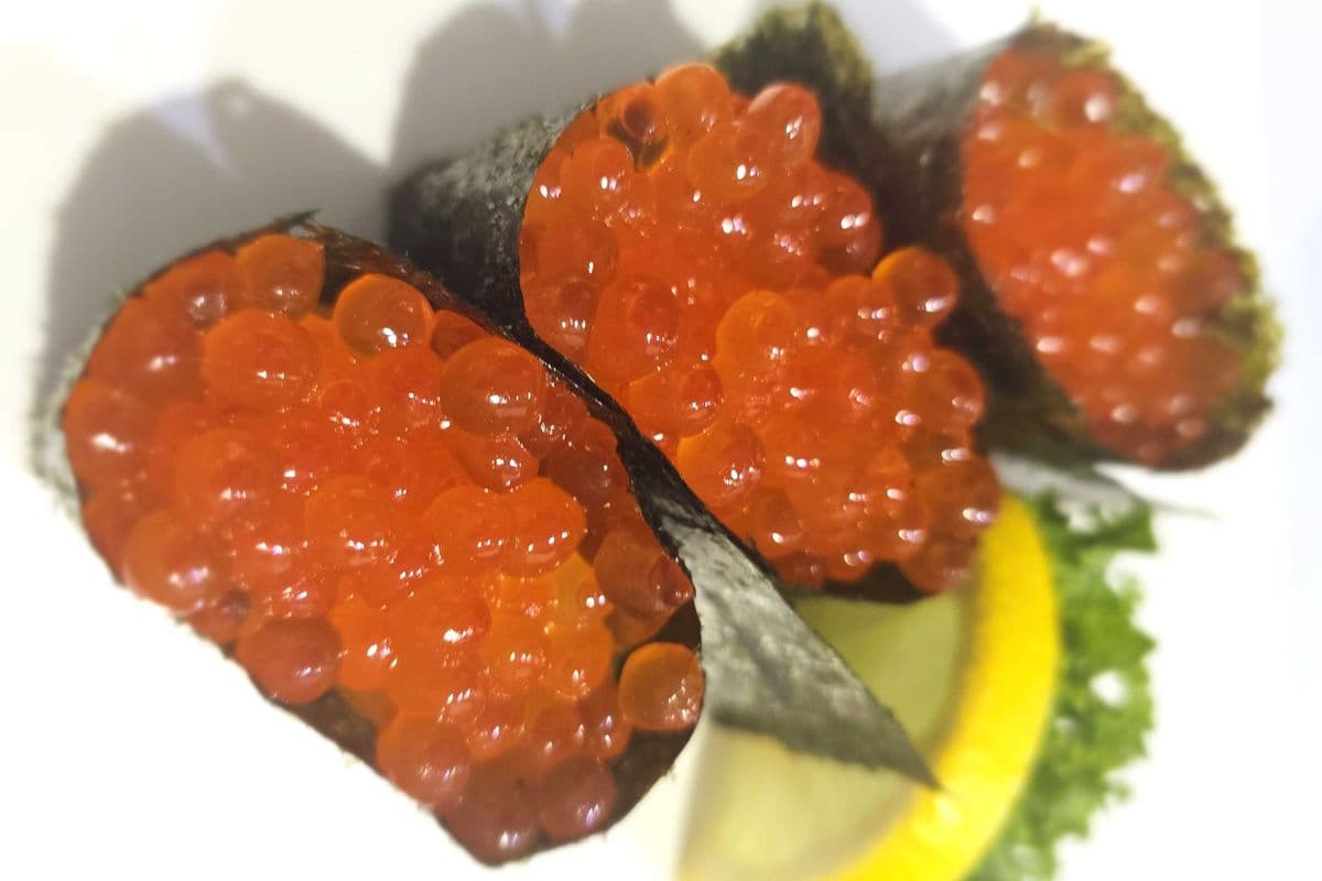 Ikura Nigiri Sushi (Salmon Roe)