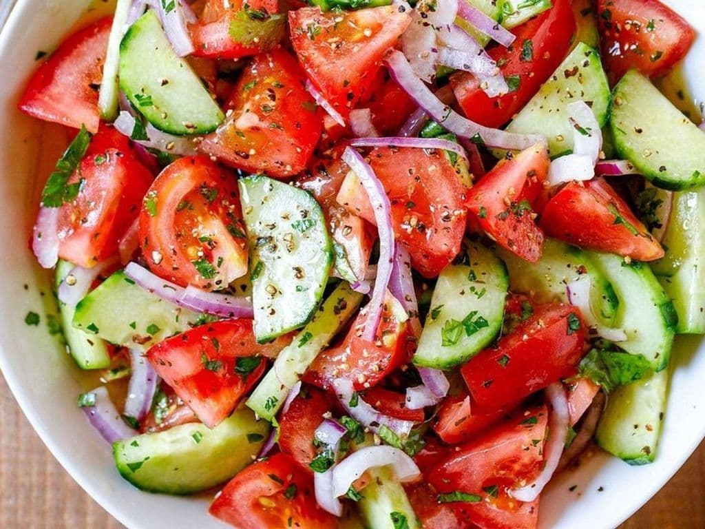 Insalata di Pomodoro Family Tray
