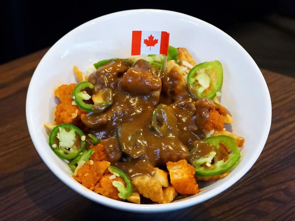 Buffalo Chicken Poutine
