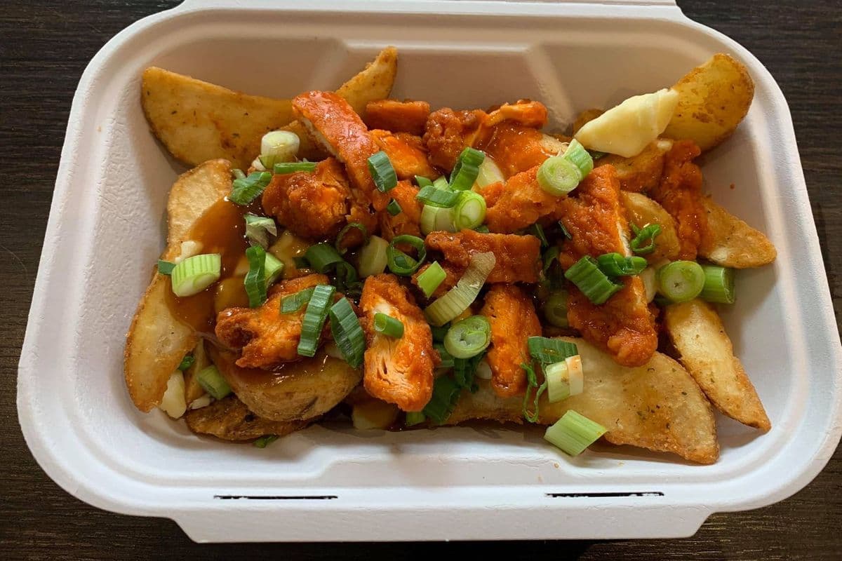 Buffalo Chicken Poutine