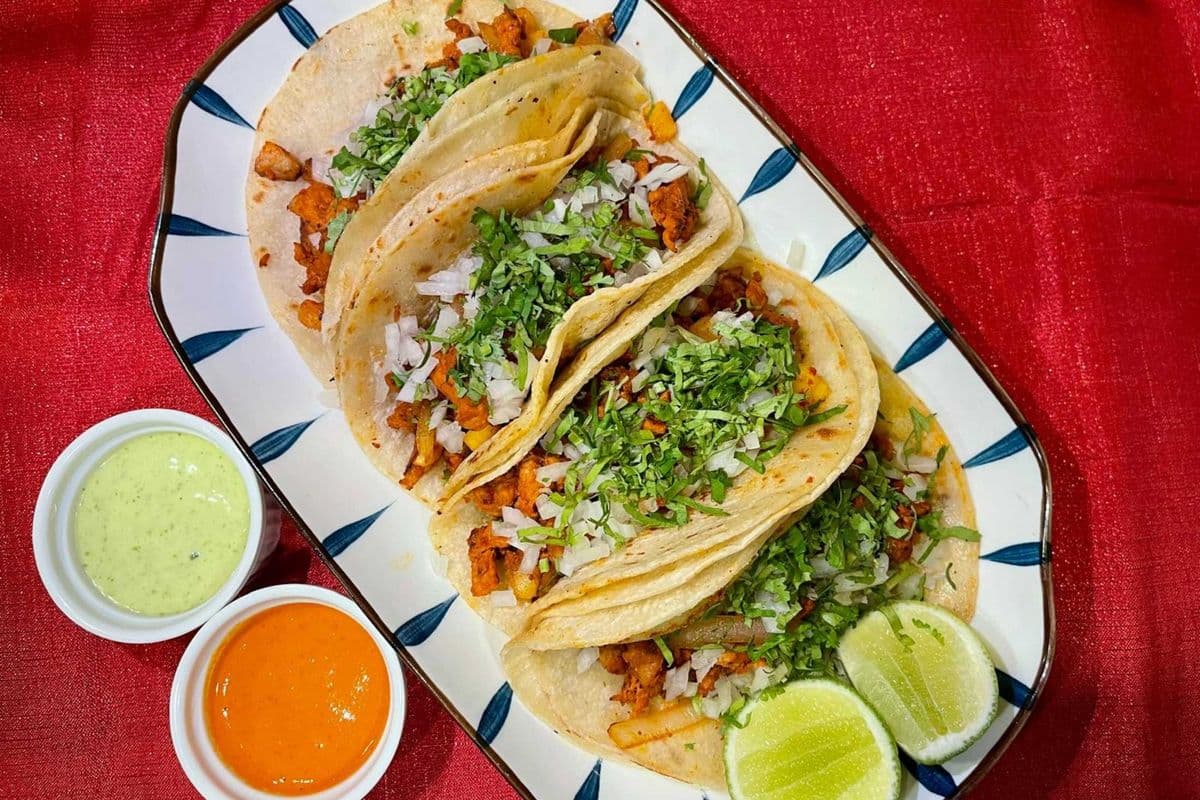 Tacos Mexicanos (4 pcs)