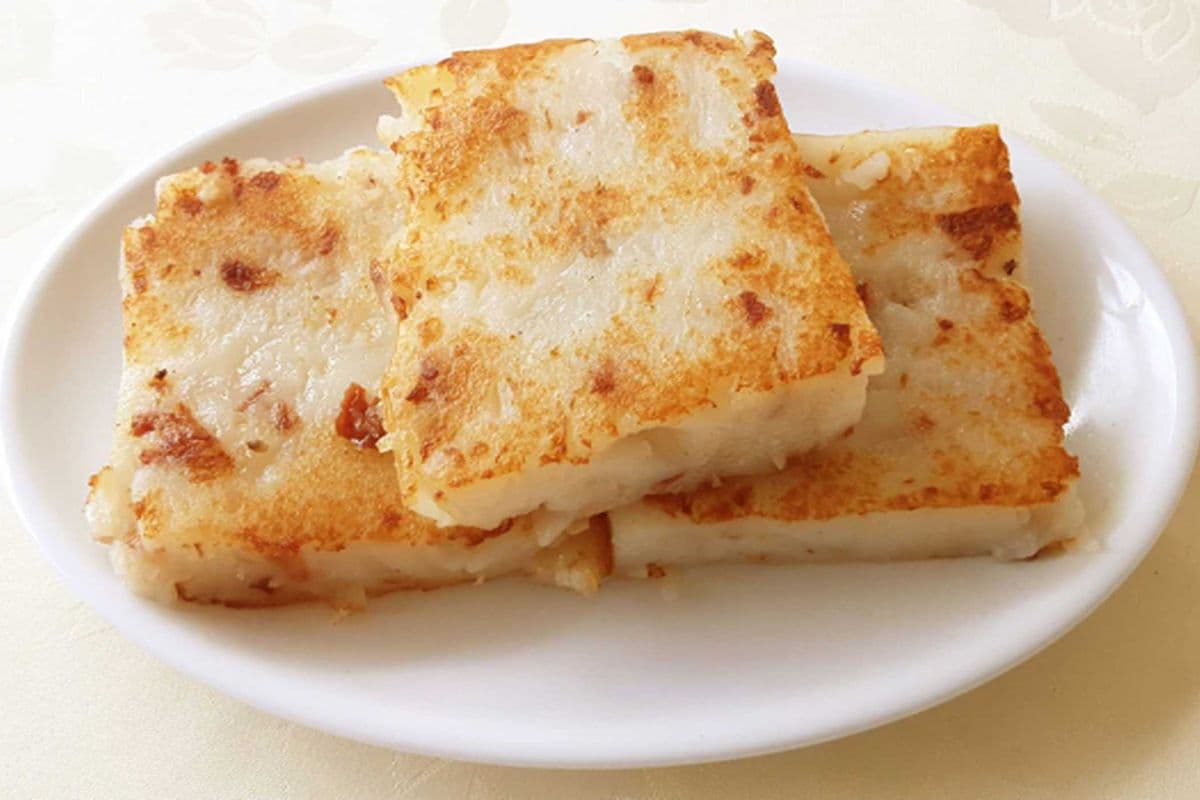 14. Pan-Fried Turnip Cake with Preserved Meat