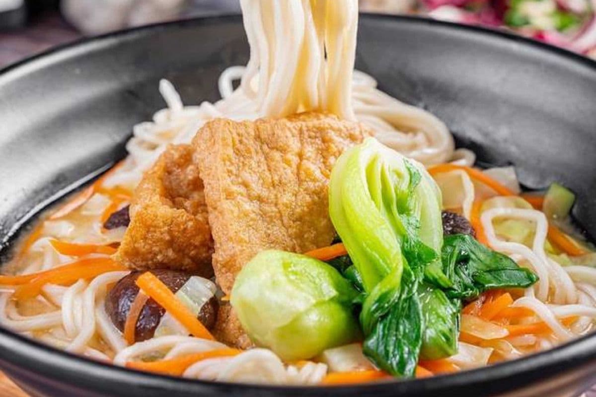 Vegetarian Soy Milk Noodle ( )
