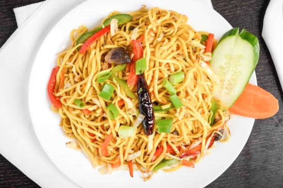 Vegetable Chow Mein Noodles