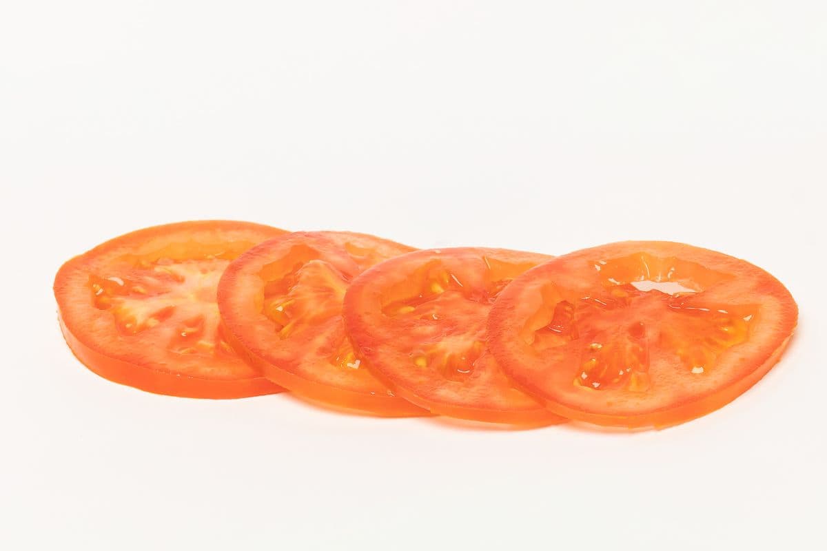TOMATE