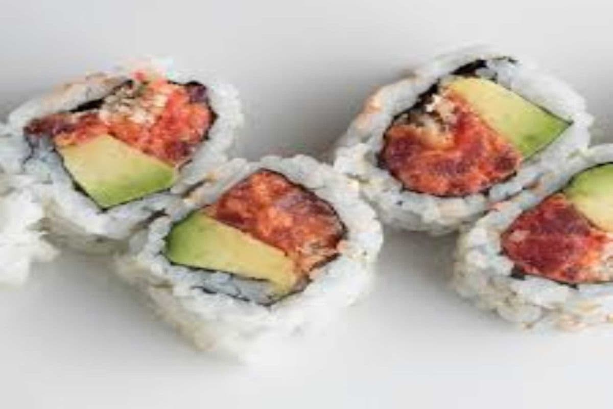 228. Spicy Salmon, Tuna & Avocado Roll