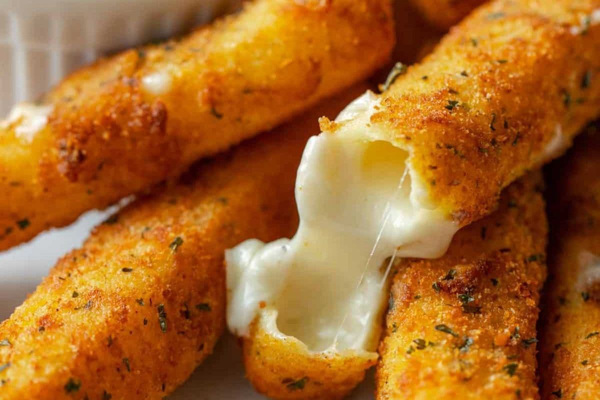 Cheesy Strings (8 pcs)