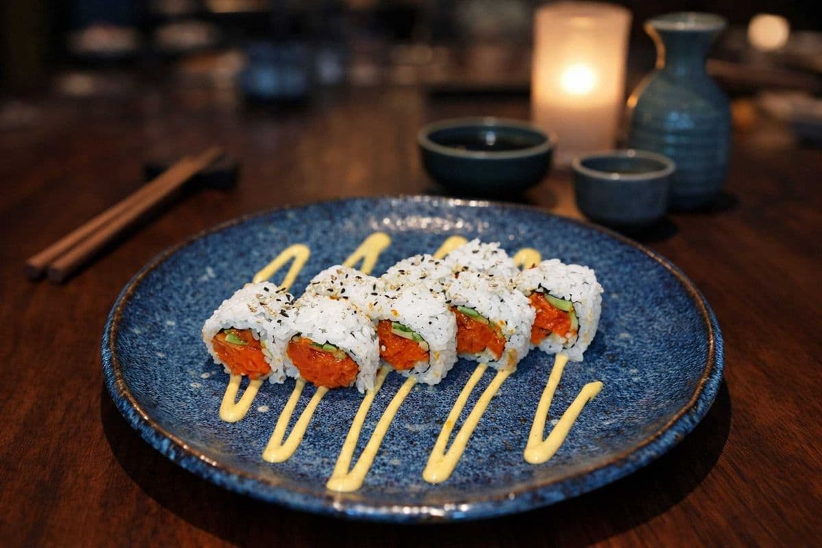Spicy Salmon Roll