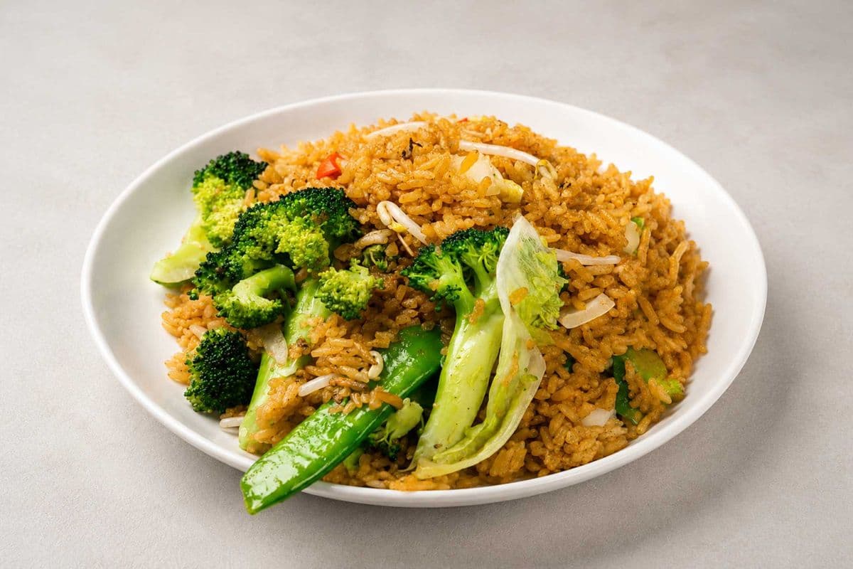 32. Vegetable or Mushroom Fried Rice